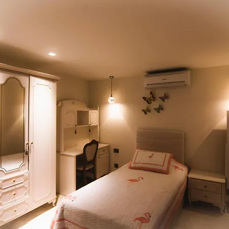 Willa Sleeps 6 Pool Air Con Wifi Bitez